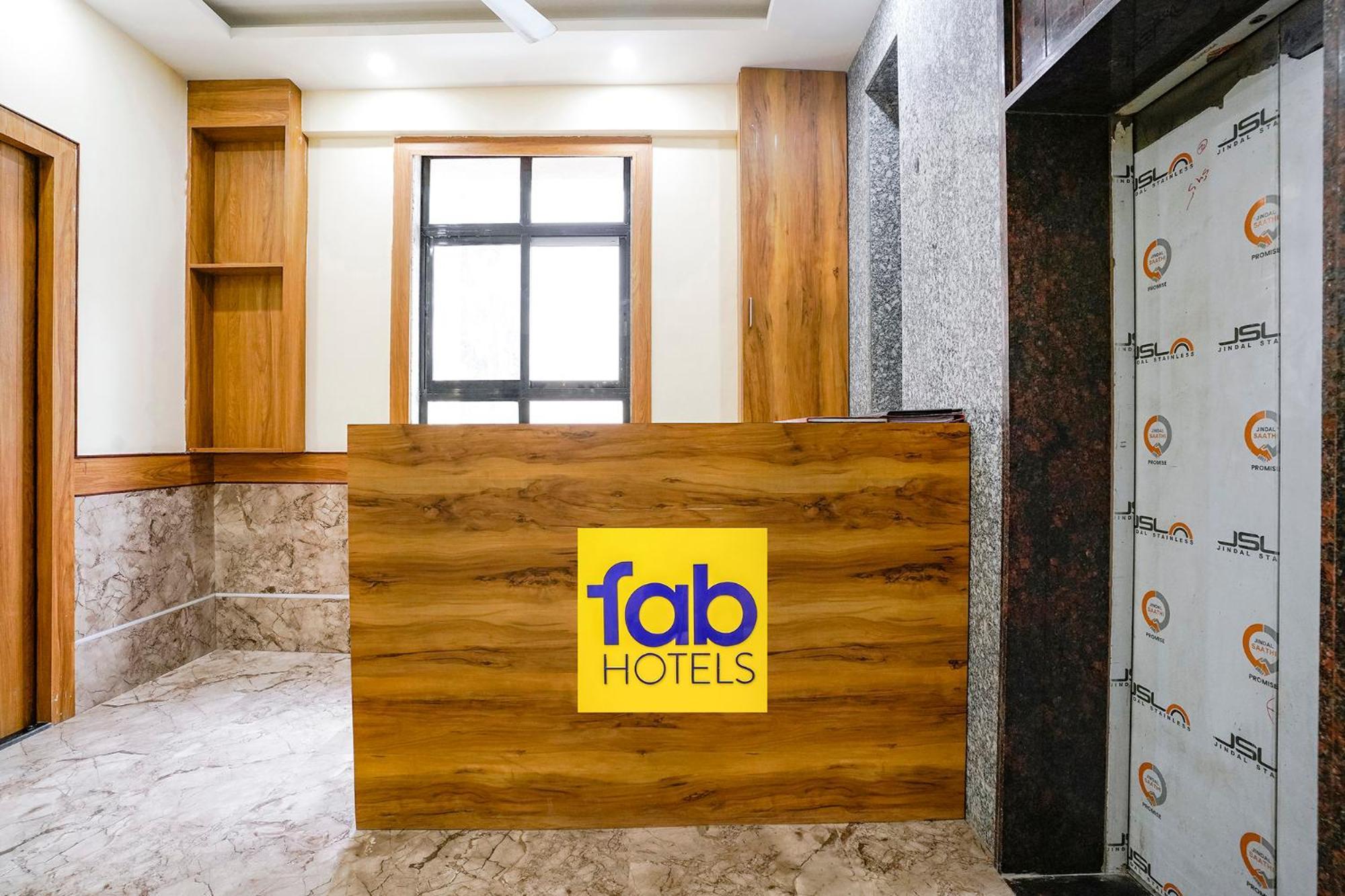 Fabhotel 7 Square - Nr Bkc Mumbai Exteriör bild