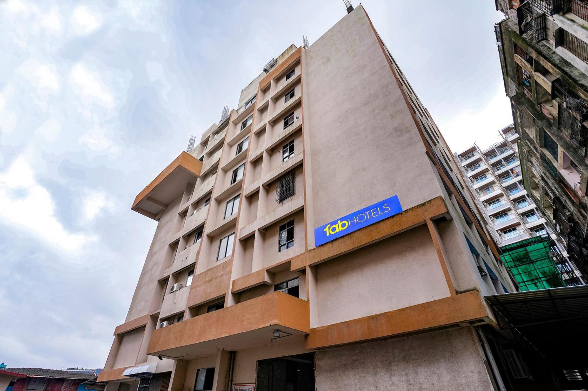 Fabhotel 7 Square - Nr Bkc Mumbai Exteriör bild